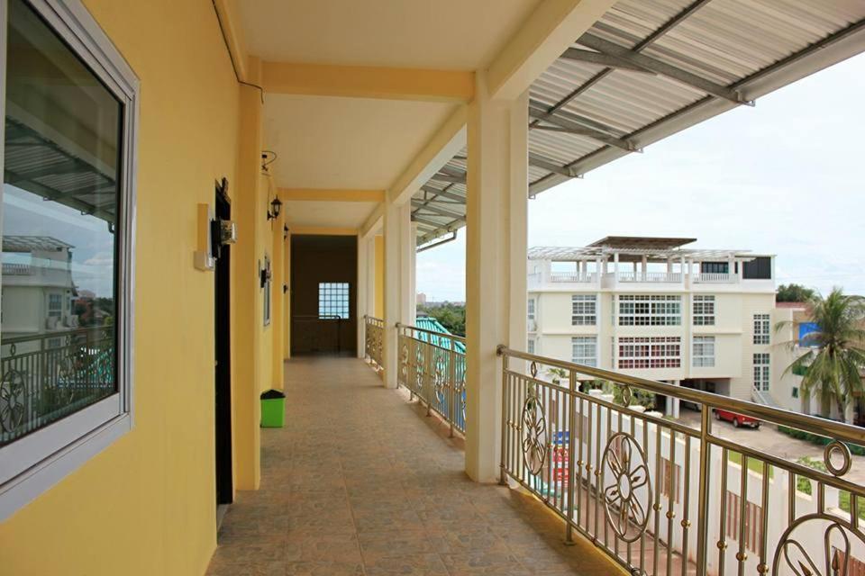 Apartment Thidathip ビエンチャン エクステリア 写真