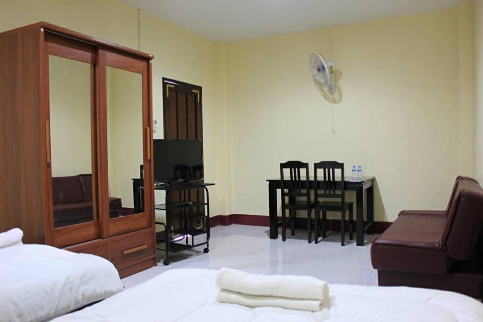 Apartment Thidathip ビエンチャン エクステリア 写真